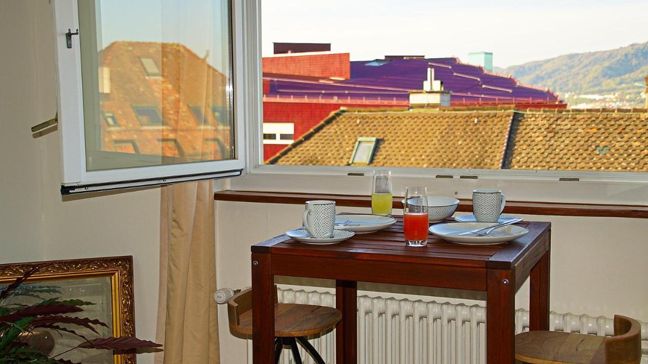 Helvetia 2 Zimmer Apartment Mit Parkplatz Zurych Zewnętrze zdjęcie